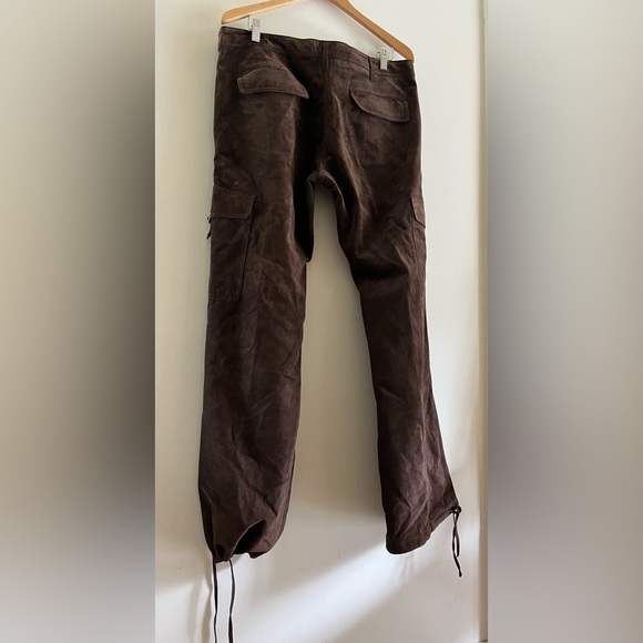 Danier Genuine Suede Cargo Pants Chocolate Brown Size 14 - Picture 3 of 6